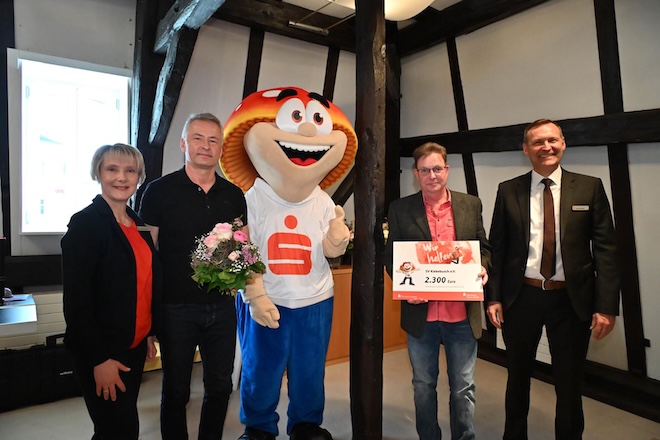 Sparkasse Spree-Neie mit Ihrer PS-Lotterie-Zweckertrag untersttzt den SV-Kiekebusch